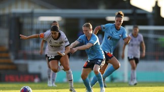 Sydney FC continue home unbeaten record with draw against United